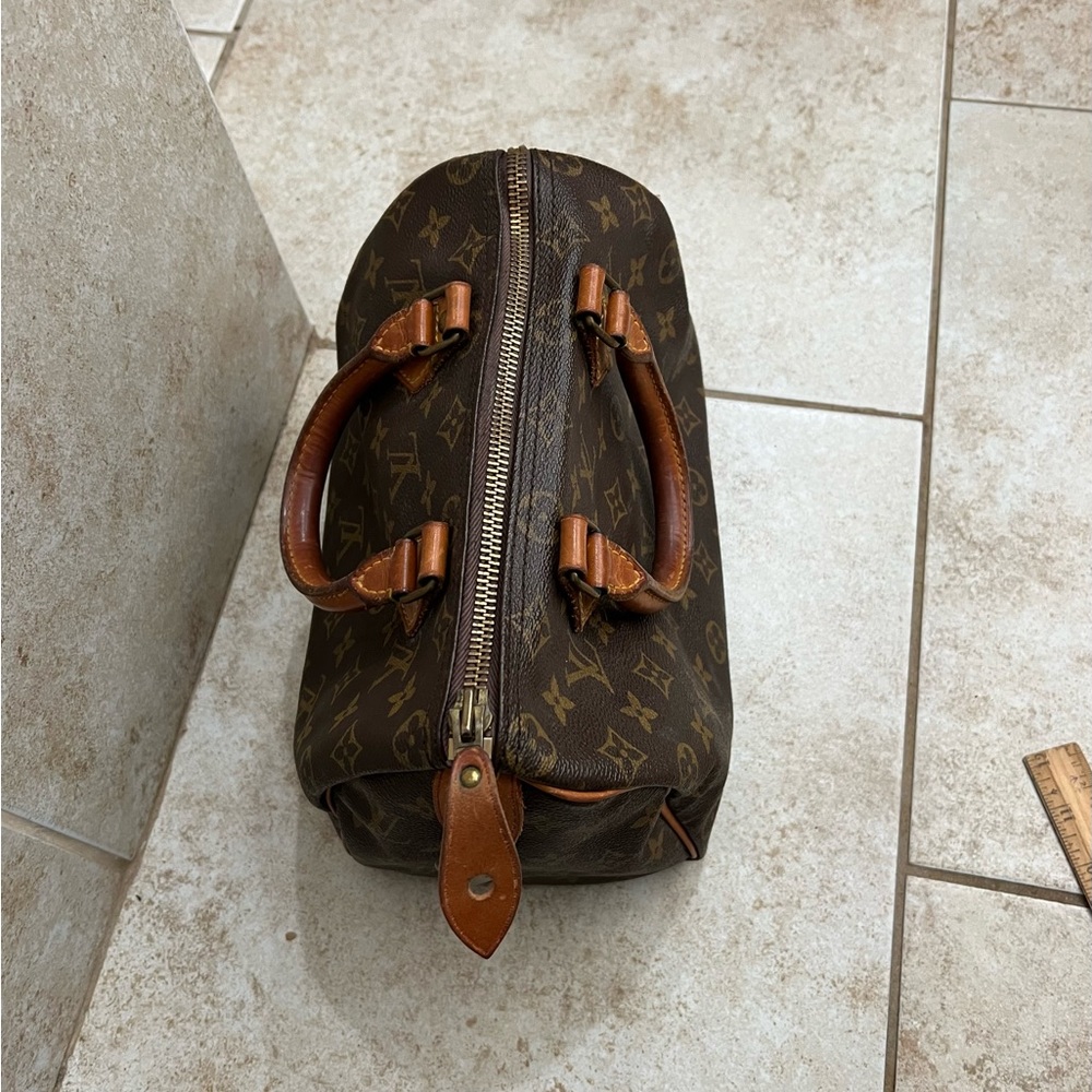 Vintage Louis Vuitton doctor/speedy Bag w/original Lock & Key